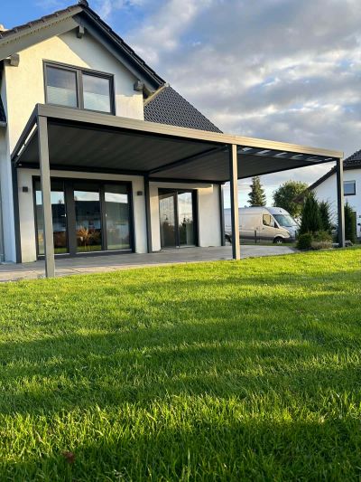 Unterdachmarkise für Terrassenüberdachung - 127