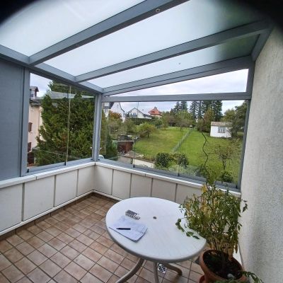 Verglaster Anbau für mehr Platz und Wetterschutz